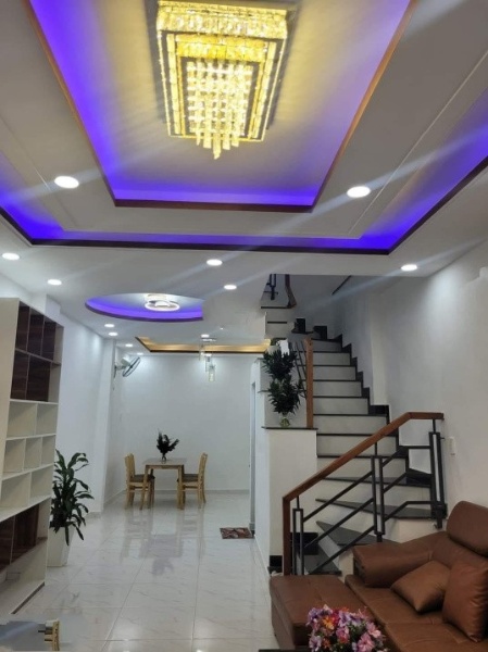 Bán gấp nhà 3 tầng tại Đường Lê Hồng Phong, Phường 1, Quận 10, Hồ Chí Minh